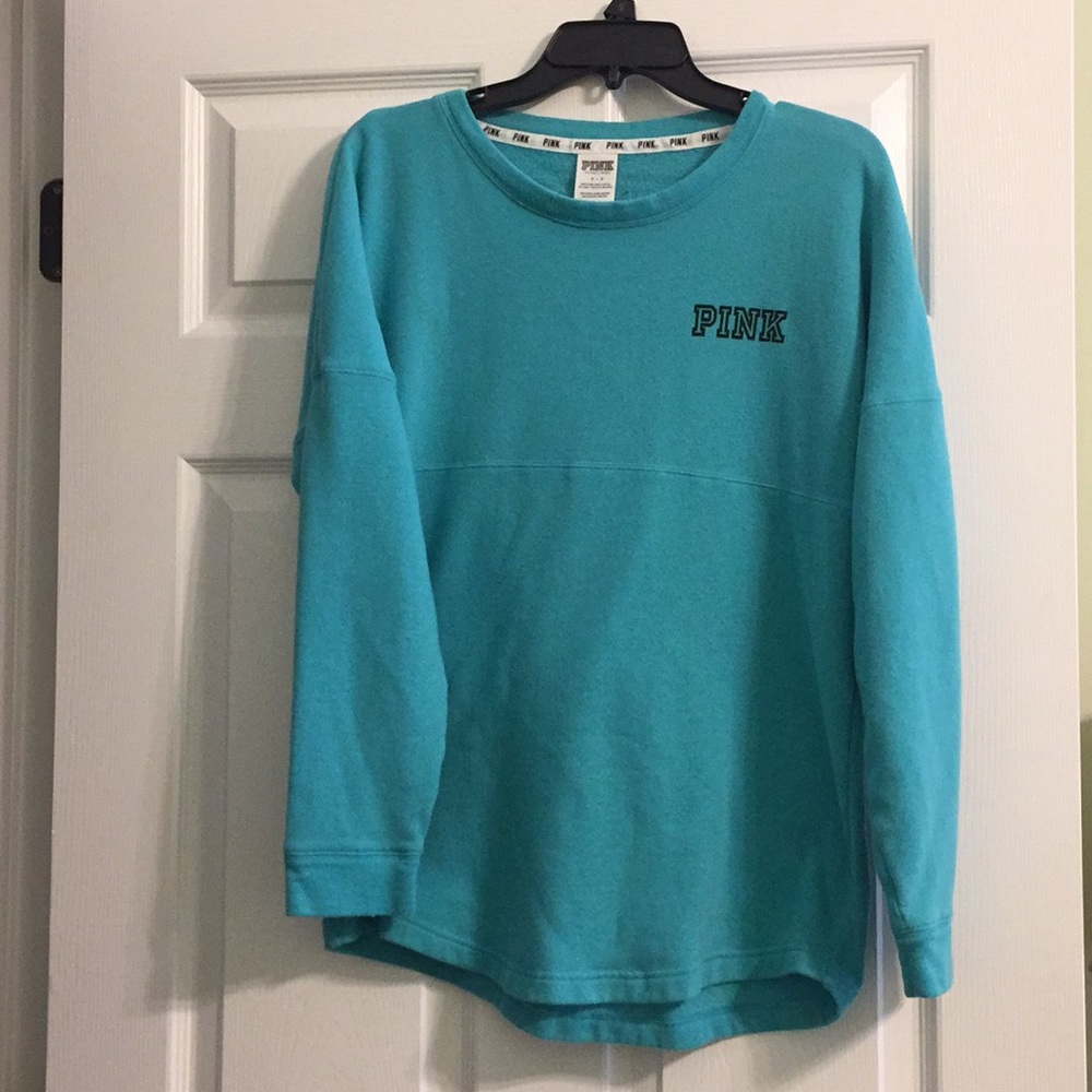 VS PINK sweatshirt ❤️ 3 for $12 ❤️